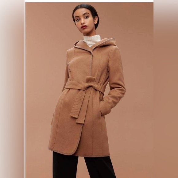 Wilfred Jackets & Blazers - Wilfred italian wool and cashmere Tan Hooded Coat with belt
